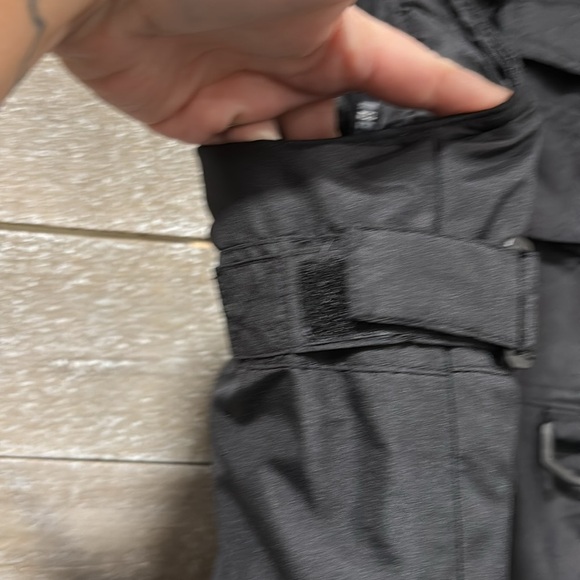 Arctic Guest adjustable ski bibs size 5/6 - Picture 4 of 9